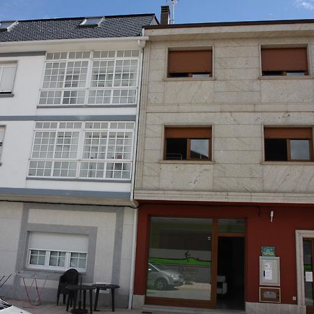 Auberge de jeunesse Albergue Outeiro à Palas de Rei Extérieur photo