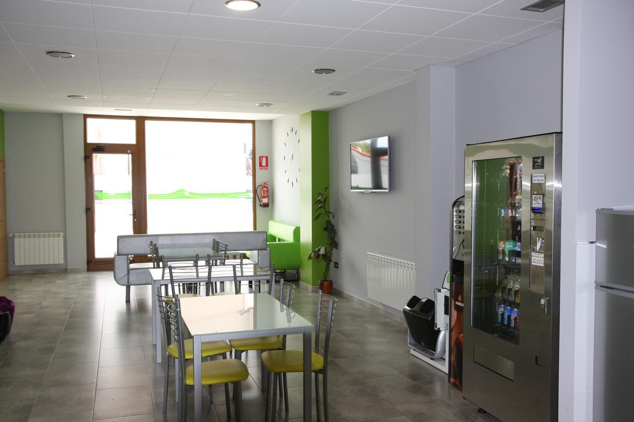Auberge de jeunesse Albergue Outeiro à Palas de Rei Extérieur photo