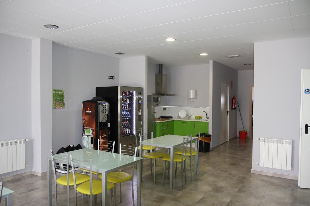 Auberge de jeunesse Albergue Outeiro à Palas de Rei Extérieur photo